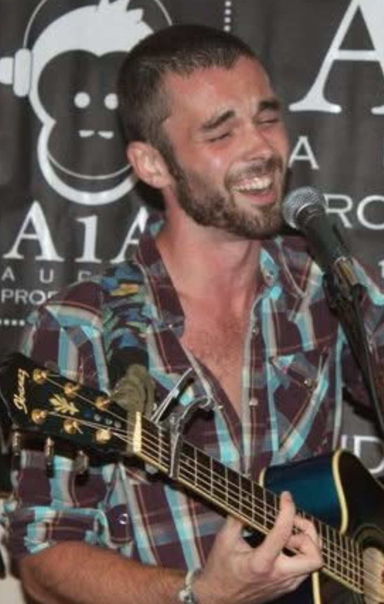 Jon Bailey folk musician photo from ReverbNation